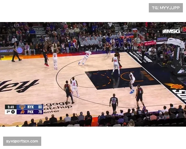 阿尔瓦拉多提速反被包夹 尼克斯战术调整失误致四次失误